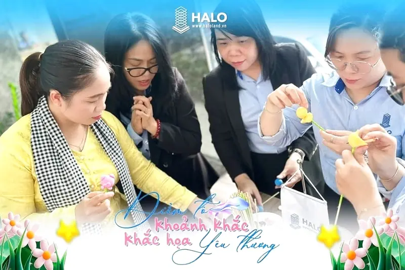 Nghệ nhân Hà Tho biểu diễn nặn tò he sự kiện HaloLand