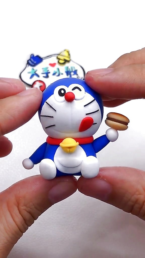 Nặn tò he Doraemon
